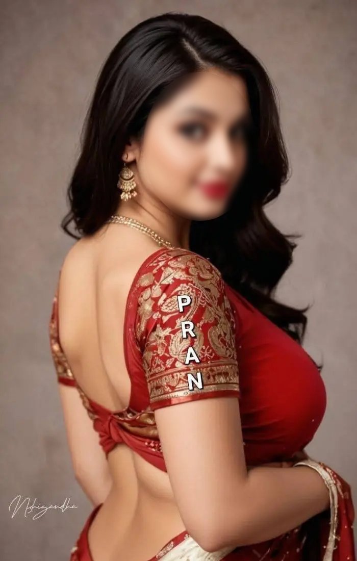 Dipali Lucknow Escort