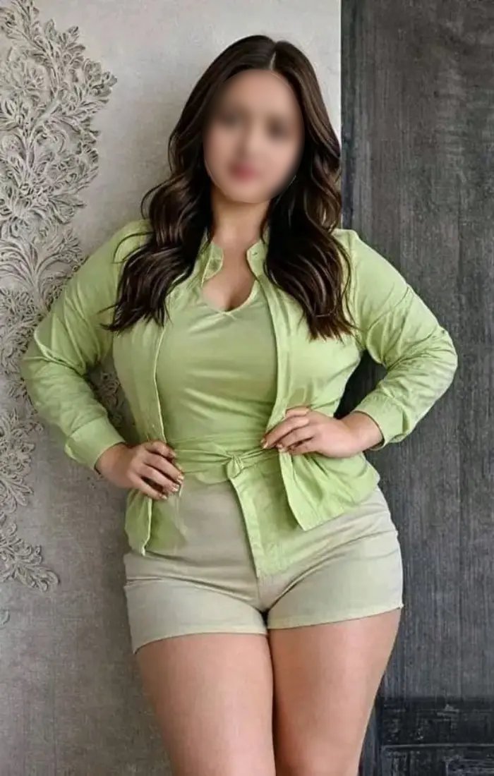 Garima Lucknow Escort